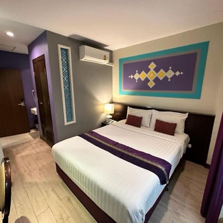 Sawasdee Hotel @ Sukhumvit Soi 8 Bangkok Esterno foto