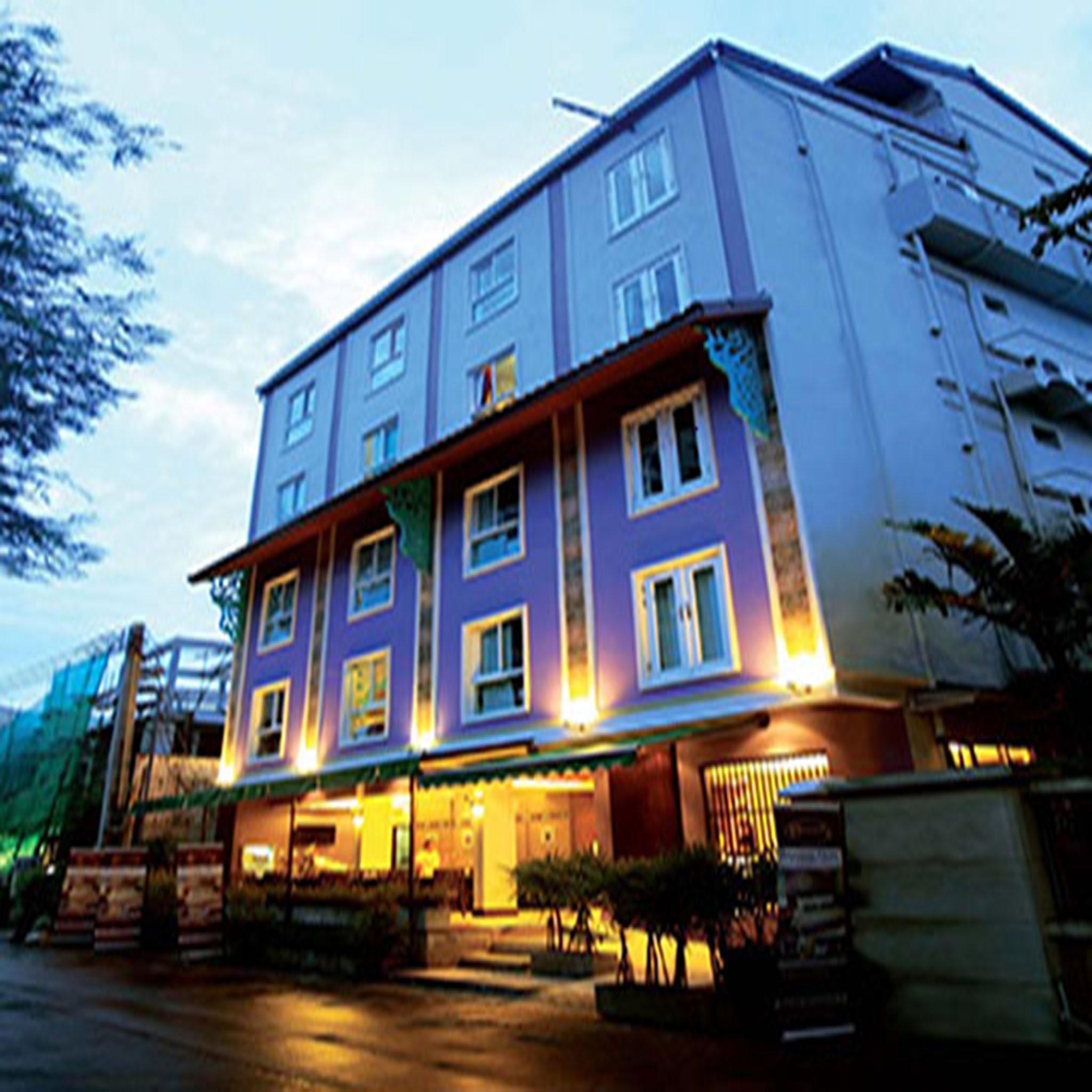 Sawasdee Hotel @ Sukhumvit Soi 8 Bangkok Esterno foto