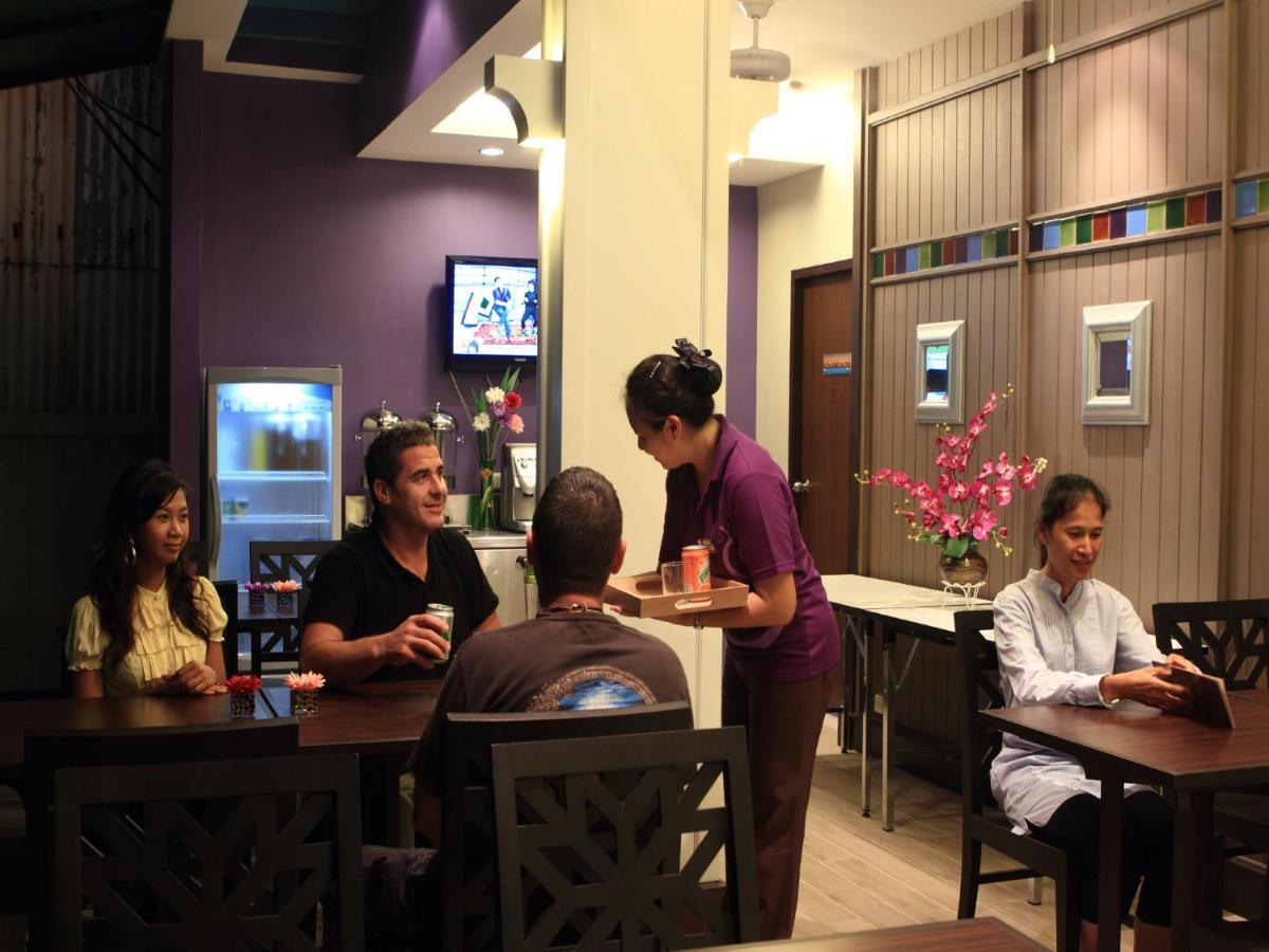 Sawasdee Hotel @ Sukhumvit Soi 8 Bangkok Esterno foto